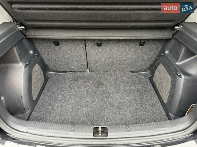 Черный Шкода Фабия, объемом двигателя 1.39 л и пробегом 167 тыс. км за 6450 $, фото 22 на Automoto.ua