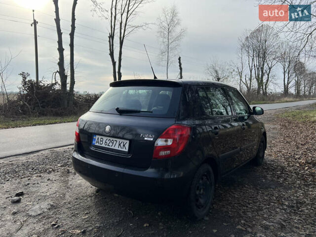 Черный Шкода Фабия, объемом двигателя 1.2 л и пробегом 272 тыс. км за 4200 $, фото 3 на Automoto.ua