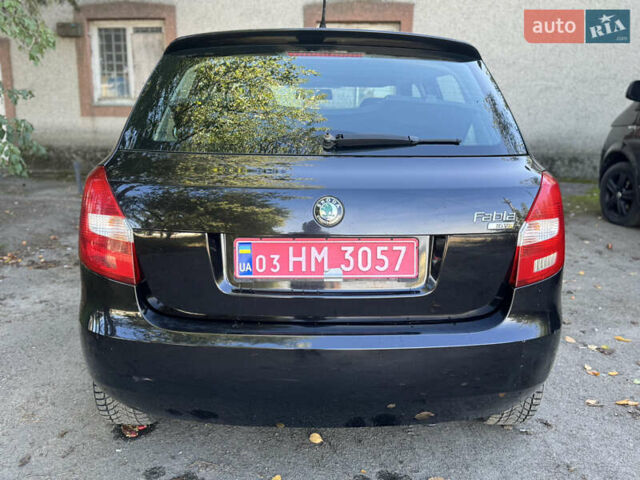 Черный Шкода Фабия, объемом двигателя 1.39 л и пробегом 153 тыс. км за 5150 $, фото 8 на Automoto.ua