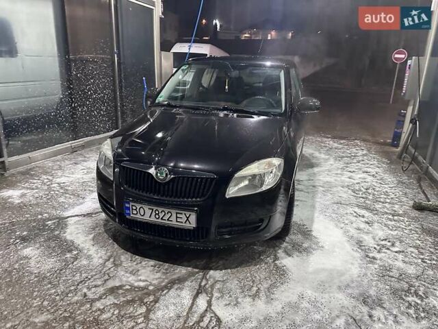 Черный Шкода Фабия, объемом двигателя 1.2 л и пробегом 224 тыс. км за 4700 $, фото 3 на Automoto.ua