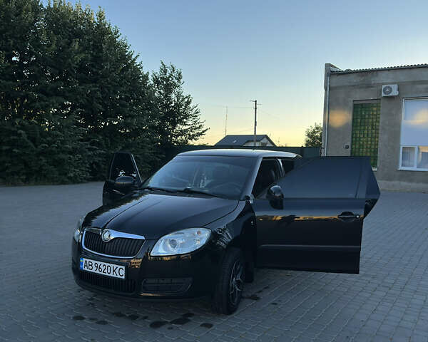 Чорний Шкода Фабія, об'ємом двигуна 1.6 л та пробігом 206 тис. км за 5500 $, фото 2 на Automoto.ua
