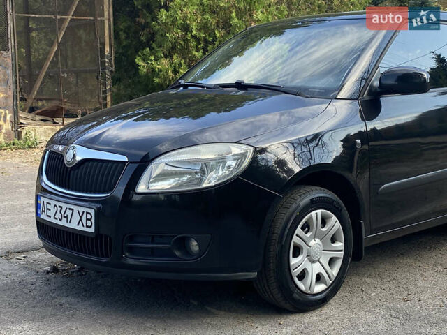 Черный Шкода Фабия, объемом двигателя 1.39 л и пробегом 170 тыс. км за 4900 $, фото 9 на Automoto.ua