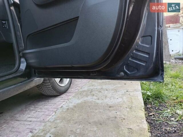 Чорний Шкода Фабія, об'ємом двигуна 1.2 л та пробігом 224 тис. км за 4700 $, фото 17 на Automoto.ua