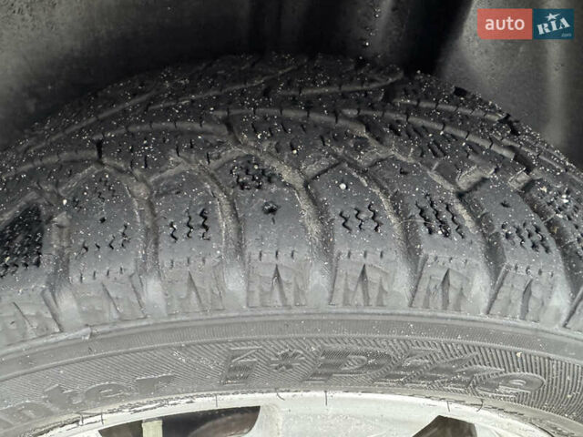 Черный Шкода Фабия, объемом двигателя 1.39 л и пробегом 167 тыс. км за 6450 $, фото 25 на Automoto.ua