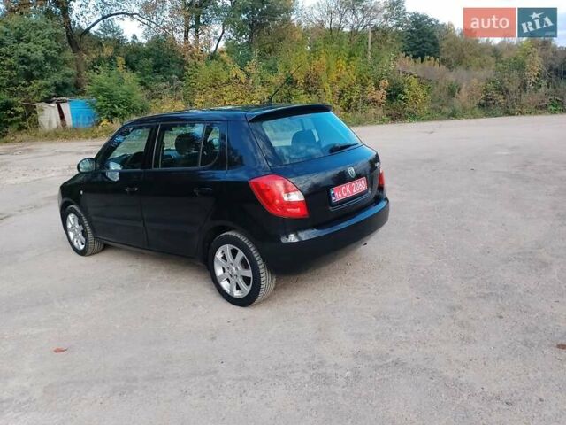 Черный Шкода Фабия, объемом двигателя 1.4 л и пробегом 135 тыс. км за 5500 $, фото 26 на Automoto.ua
