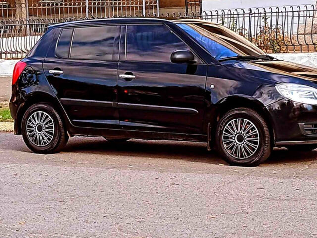 Шкода Фабія 2008 у Миколаєві на Automoto.ua Чорний Шкода Фабія, об'ємом двигуна 1.4 л та пробігом 260 тис. км за 4700 $, фото 10 на Automoto.ua