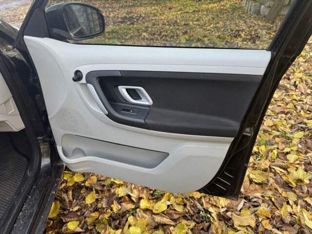 Шкода Фабия 2008 в Кролевце на Automoto.ua Черный Шкода Фабия, объемом двигателя 1.2 л и пробегом 200 тыс. км за 3950 $, фото 3 на Automoto.ua