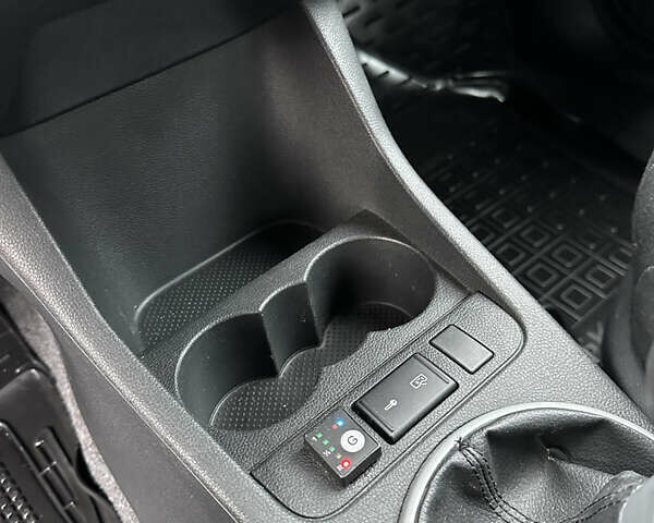 Чорний Шкода Фабія, об'ємом двигуна 1.4 л та пробігом 191 тис. км за 5350 $, фото 39 на Automoto.ua