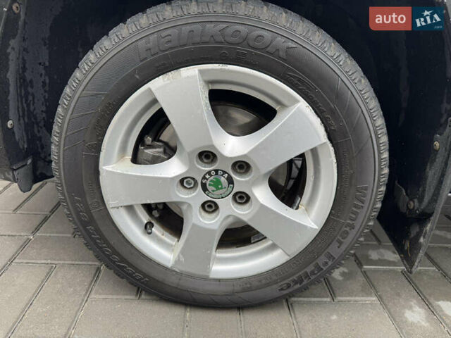 Черный Шкода Фабия, объемом двигателя 1.39 л и пробегом 167 тыс. км за 6450 $, фото 24 на Automoto.ua