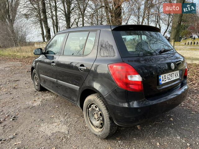 Черный Шкода Фабия, объемом двигателя 1.2 л и пробегом 272 тыс. км за 4200 $, фото 5 на Automoto.ua