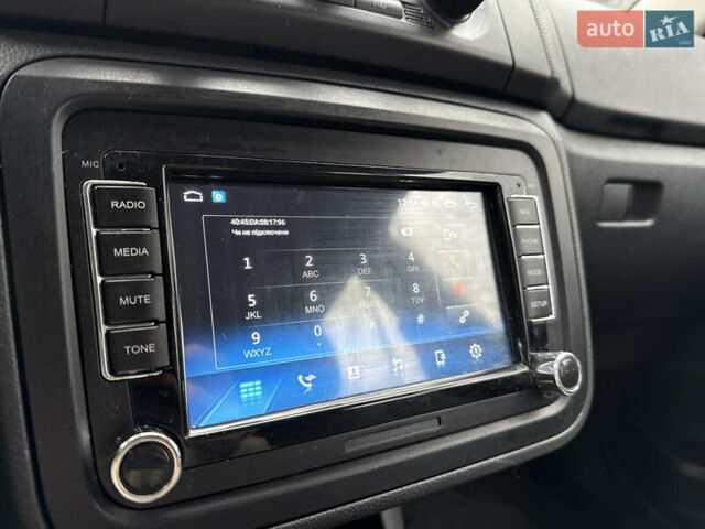 Черный Шкода Фабия, объемом двигателя 1.4 л и пробегом 94 тыс. км за 6000 $, фото 11 на Automoto.ua