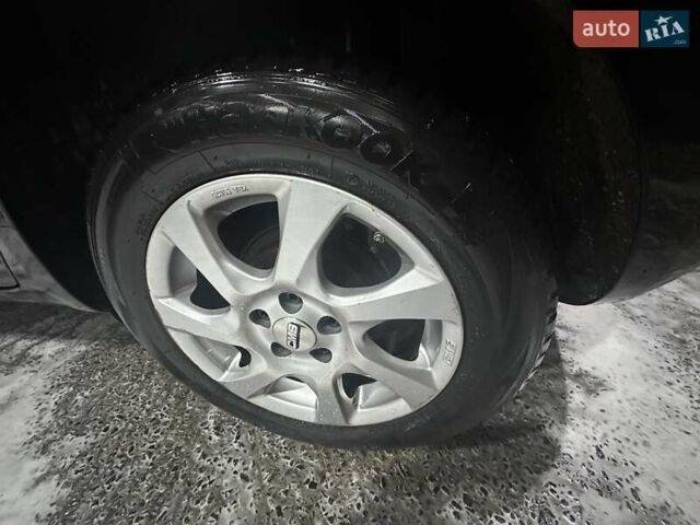 Черный Шкода Фабия, объемом двигателя 1.2 л и пробегом 224 тыс. км за 4700 $, фото 18 на Automoto.ua