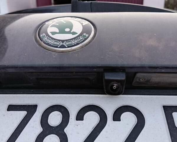 Чорний Шкода Фабія, об'ємом двигуна 1.2 л та пробігом 224 тис. км за 4700 $, фото 10 на Automoto.ua