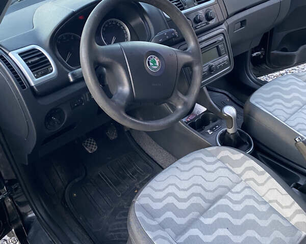 Чорний Шкода Фабія, об'ємом двигуна 1.39 л та пробігом 230 тис. км за 4300 $, фото 12 на Automoto.ua