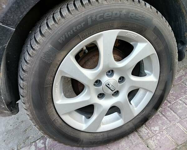 Чорний Шкода Фабія, об'ємом двигуна 1.2 л та пробігом 224 тис. км за 4700 $, фото 19 на Automoto.ua