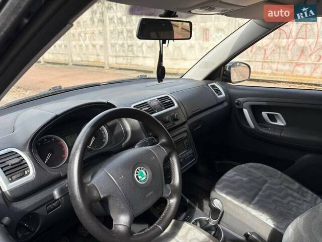 Черный Шкода Фабия, объемом двигателя 1.39 л и пробегом 238 тыс. км за 4300 $, фото 33 на Automoto.ua