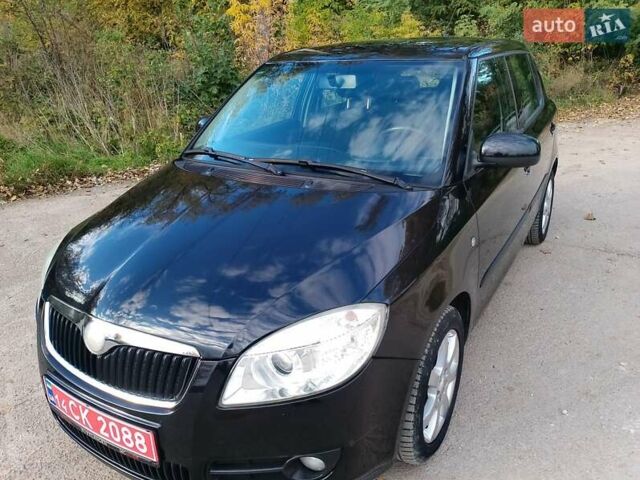 Черный Шкода Фабия, объемом двигателя 1.4 л и пробегом 135 тыс. км за 5500 $, фото 34 на Automoto.ua