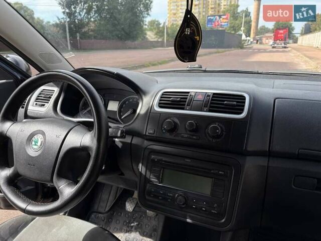 Черный Шкода Фабия, объемом двигателя 1.39 л и пробегом 238 тыс. км за 4300 $, фото 17 на Automoto.ua