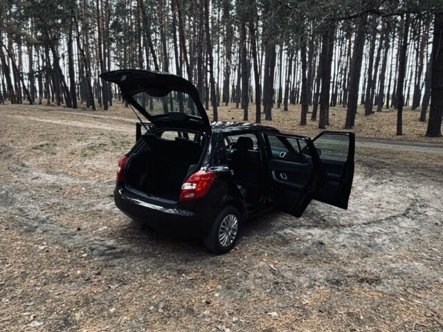 Шкода Фабия 2008 в Харькове на Automoto.ua Черный Шкода Фабия, объемом двигателя 1.4 л и пробегом 200 тыс. км за 5500 $, фото 14 на Automoto.ua