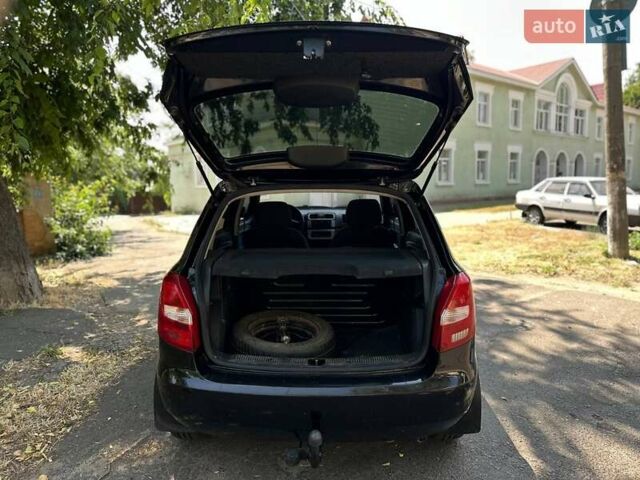Чорний Шкода Фабія, об'ємом двигуна 1.4 л та пробігом 266 тис. км за 4599 $, фото 8 на Automoto.ua