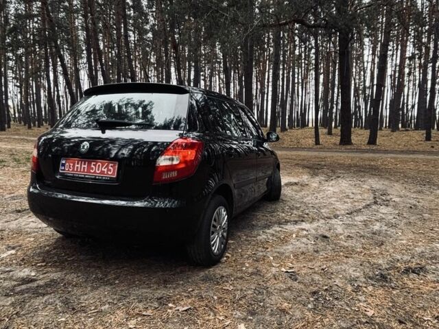 Шкода Фабия 2008 в Харькове на Automoto.ua Черный Шкода Фабия, объемом двигателя 1.4 л и пробегом 200 тыс. км за 5500 $, фото 10 на Automoto.ua