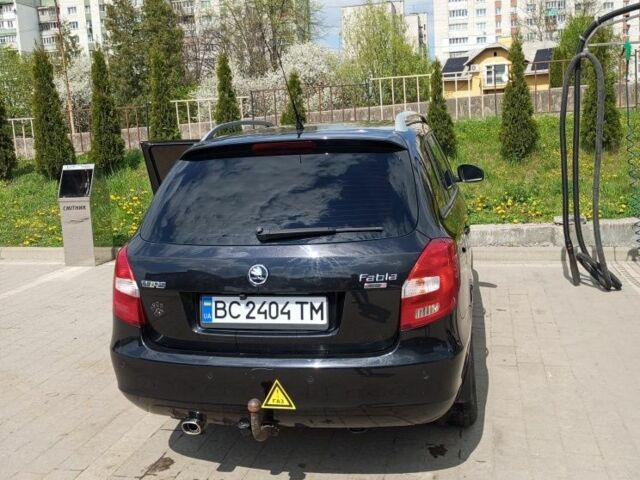 Черный Шкода Фабия, объемом двигателя 1.6 л и пробегом 200 тыс. км за 6300 $, фото 2 на Automoto.ua