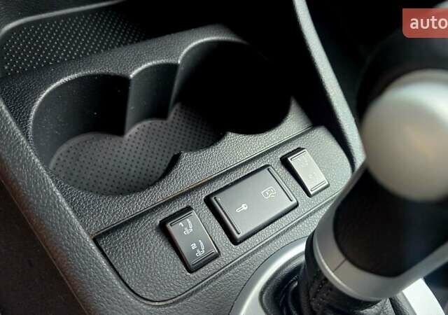 Чорний Шкода Фабія, об'ємом двигуна 1.6 л та пробігом 201 тис. км за 7999 $, фото 45 на Automoto.ua