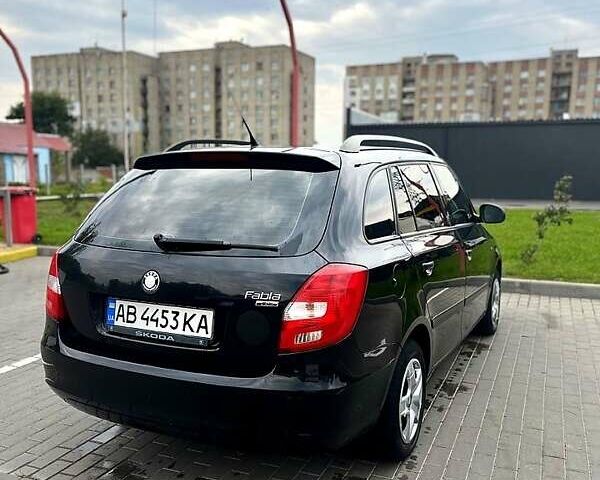 Черный Шкода Фабия, объемом двигателя 1.4 л и пробегом 220 тыс. км за 6000 $, фото 3 на Automoto.ua