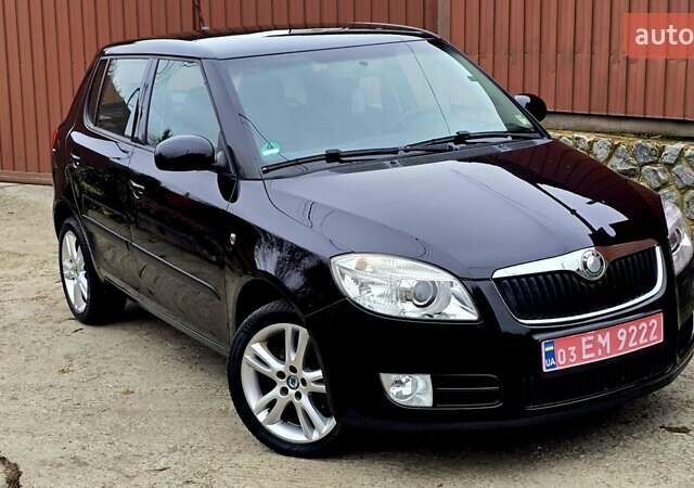 Чорний Шкода Фабія, об'ємом двигуна 1.6 л та пробігом 201 тис. км за 7999 $, фото 6 на Automoto.ua