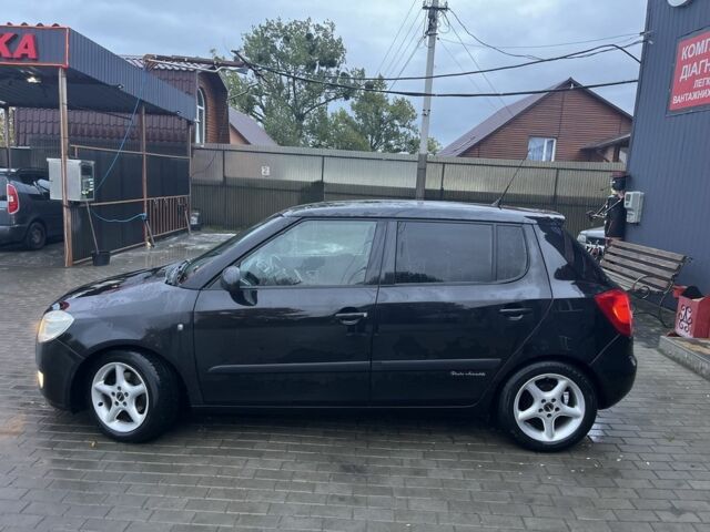Черный Шкода Фабия, объемом двигателя 1.4 л и пробегом 192 тыс. км за 4999 $, фото 4 на Automoto.ua