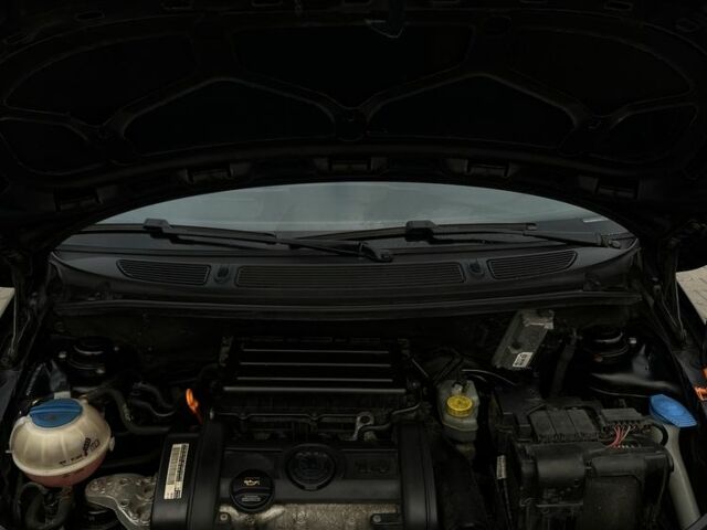 Черный Шкода Фабия, объемом двигателя 1.4 л и пробегом 213 тыс. км за 5700 $, фото 23 на Automoto.ua