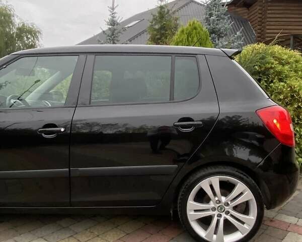 Черный Шкода Фабия, объемом двигателя 1.6 л и пробегом 218 тыс. км за 6350 $, фото 12 на Automoto.ua