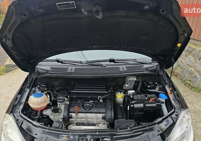Чорний Шкода Фабія, об'ємом двигуна 1.6 л та пробігом 201 тис. км за 7999 $, фото 38 на Automoto.ua
