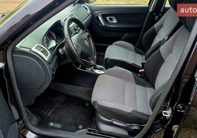 Чорний Шкода Фабія, об'ємом двигуна 1.6 л та пробігом 201 тис. км за 7999 $, фото 33 на Automoto.ua