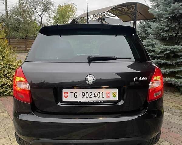 Черный Шкода Фабия, объемом двигателя 1.6 л и пробегом 218 тыс. км за 6350 $, фото 18 на Automoto.ua