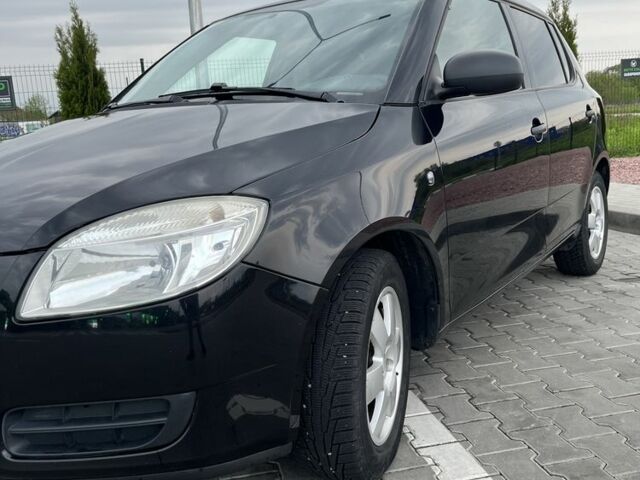 Шкода Фабия 2009 в Стрые на Automoto.ua Черный Шкода Фабия, объемом двигателя 1.2 л и пробегом 210 тыс. км за 5000 $, фото 6 на Automoto.ua