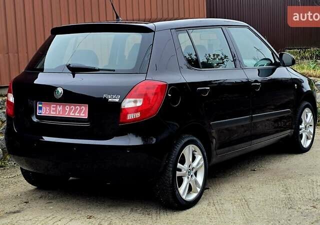 Чорний Шкода Фабія, об'ємом двигуна 1.6 л та пробігом 201 тис. км за 7999 $, фото 24 на Automoto.ua