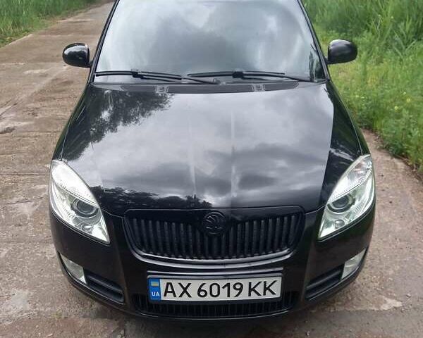 Черный Шкода Фабия, объемом двигателя 1.6 л и пробегом 216 тыс. км за 7300 $, фото 3 на Automoto.ua