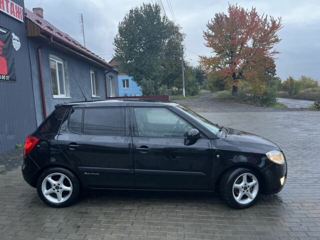 Черный Шкода Фабия, объемом двигателя 1.4 л и пробегом 192 тыс. км за 4999 $, фото 5 на Automoto.ua