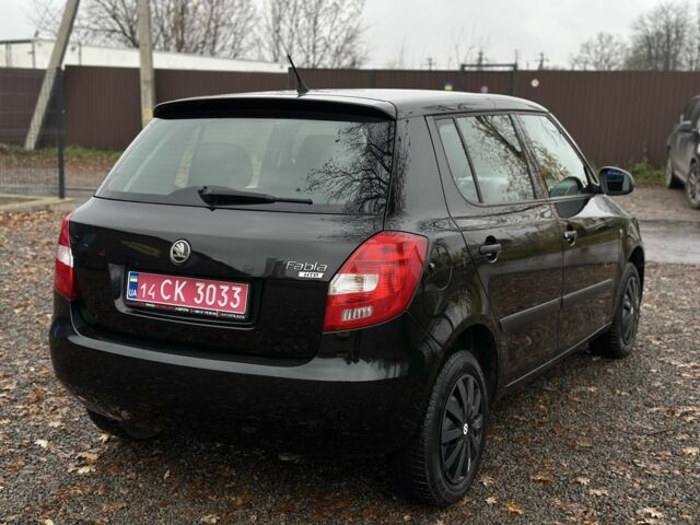 Черный Шкода Фабия, объемом двигателя 1.2 л и пробегом 95 тыс. км за 5200 $, фото 3 на Automoto.ua