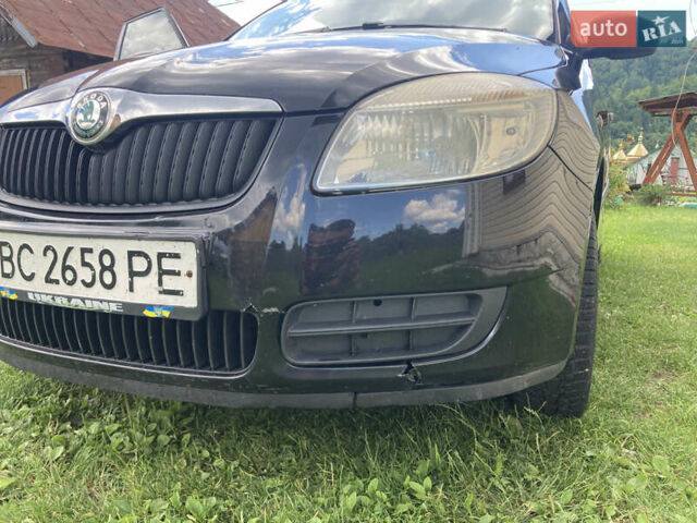 Черный Шкода Фабия, объемом двигателя 1.2 л и пробегом 285 тыс. км за 3300 $, фото 3 на Automoto.ua