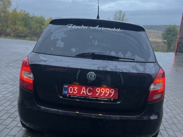 Черный Шкода Фабия, объемом двигателя 1.4 л и пробегом 192 тыс. км за 4999 $, фото 6 на Automoto.ua