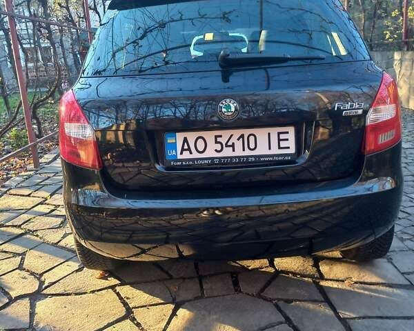 Чорний Шкода Фабія, об'ємом двигуна 1.6 л та пробігом 185 тис. км за 6900 $, фото 2 на Automoto.ua