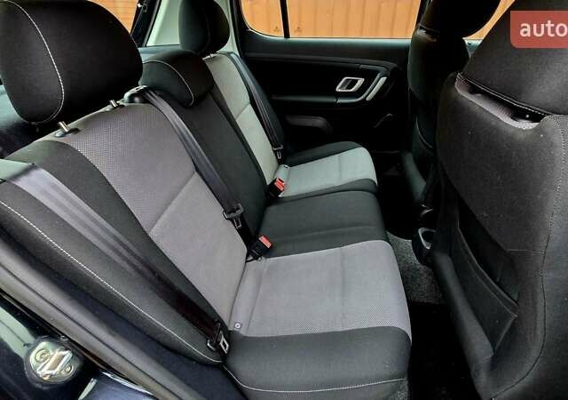 Чорний Шкода Фабія, об'ємом двигуна 1.6 л та пробігом 201 тис. км за 7999 $, фото 56 на Automoto.ua