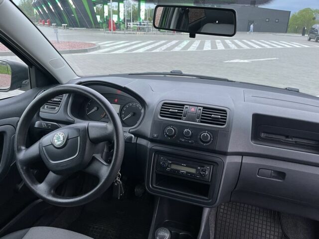 Шкода Фабия 2009 в Стрые на Automoto.ua Черный Шкода Фабия, объемом двигателя 1.2 л и пробегом 210 тыс. км за 5000 $, фото 23 на Automoto.ua