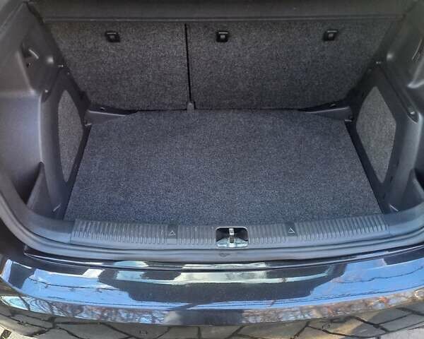 Чорний Шкода Фабія, об'ємом двигуна 1.6 л та пробігом 185 тис. км за 6900 $, фото 7 на Automoto.ua