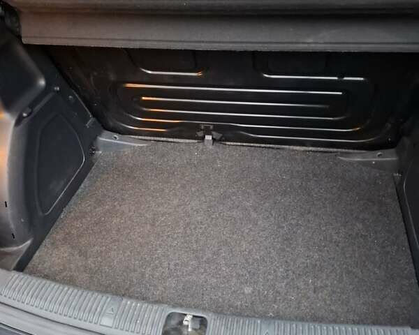 Чорний Шкода Фабія, об'ємом двигуна 1.2 л та пробігом 224 тис. км за 4500 $, фото 8 на Automoto.ua