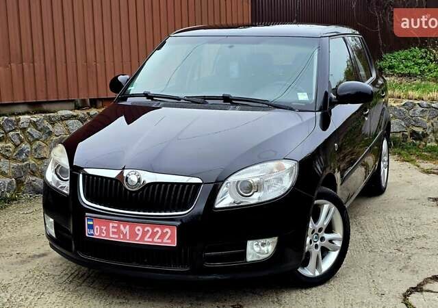 Чорний Шкода Фабія, об'ємом двигуна 1.6 л та пробігом 201 тис. км за 7999 $, фото 2 на Automoto.ua