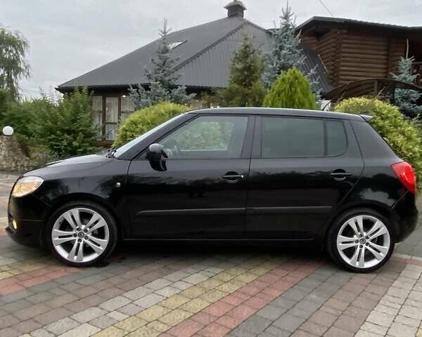 Черный Шкода Фабия, объемом двигателя 1.6 л и пробегом 218 тыс. км за 6350 $, фото 8 на Automoto.ua