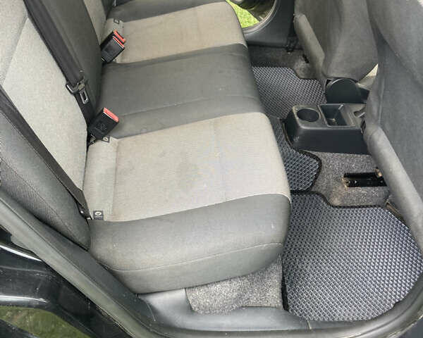 Черный Шкода Фабия, объемом двигателя 1.2 л и пробегом 285 тыс. км за 3300 $, фото 10 на Automoto.ua